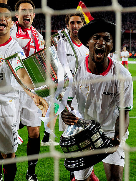 内陆续出现 内陆续出现