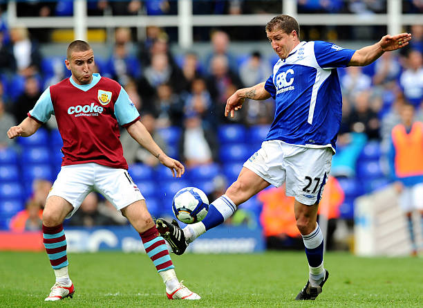 表现得浮躁 表现得浮躁